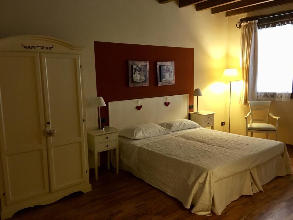 سان جورجيو دي مانتوفا Agriturismo Corte Rocca المظهر الخارجي الصورة