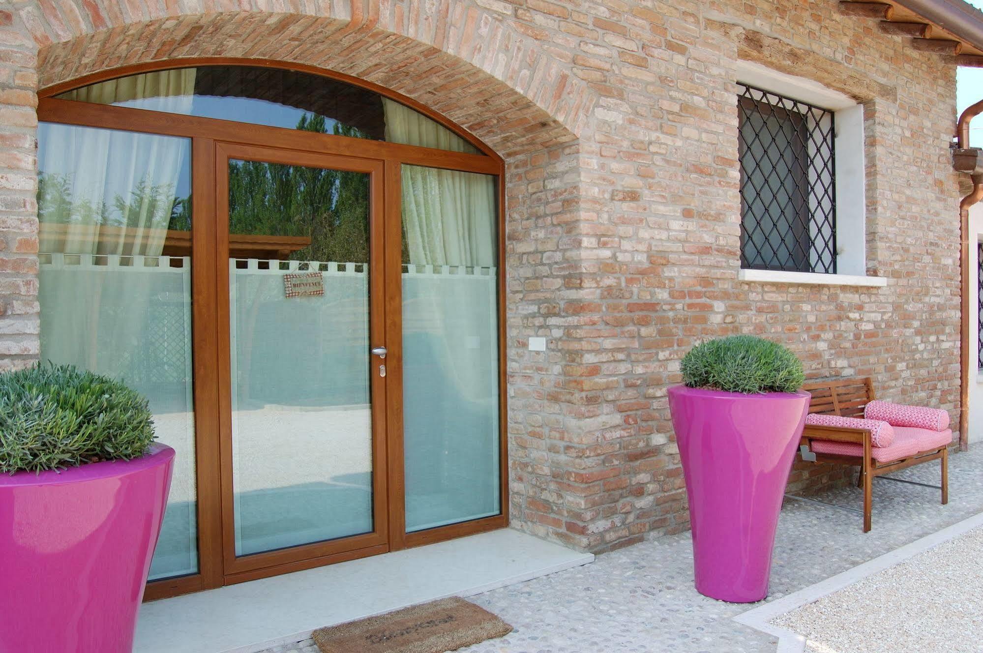 سان جورجيو دي مانتوفا Agriturismo Corte Rocca المظهر الخارجي الصورة